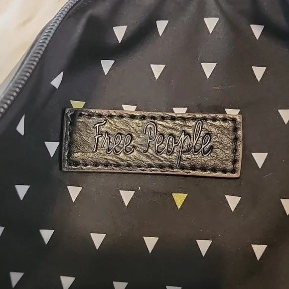 Free People Black Leather Hand Bag 15" x 12" - Picture 3 of 12